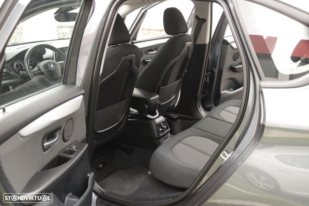 BMW 216 Active Tourer d Advantage - 23