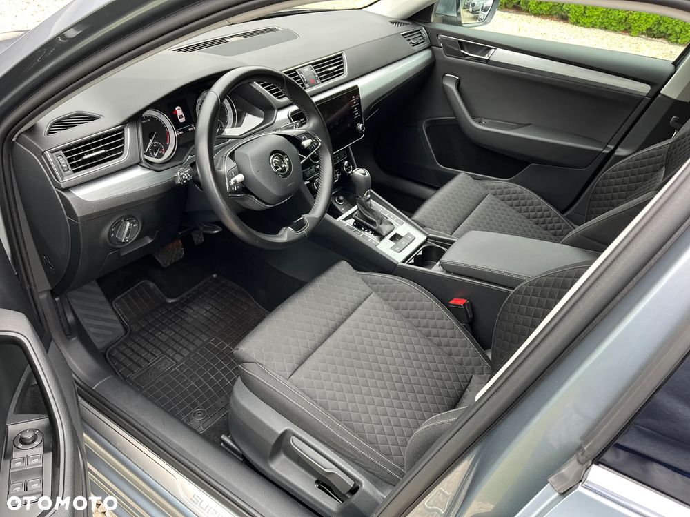 Skoda Superb 2.0 TDI SCR Ambition DSG - 5
