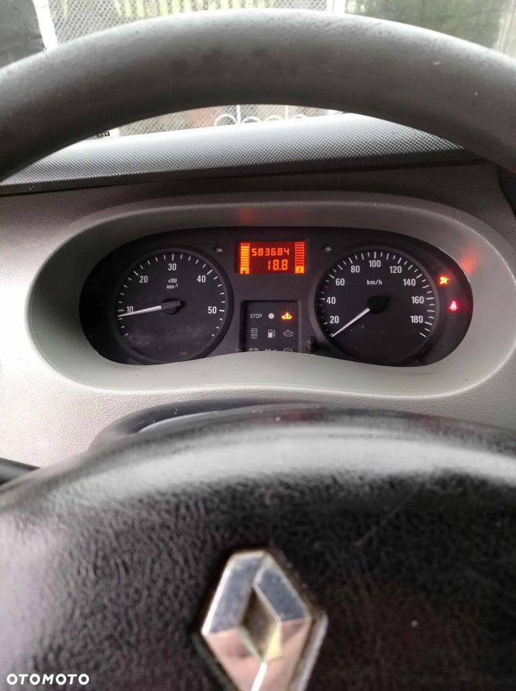 Renault Master 2.5 DCI - 5
