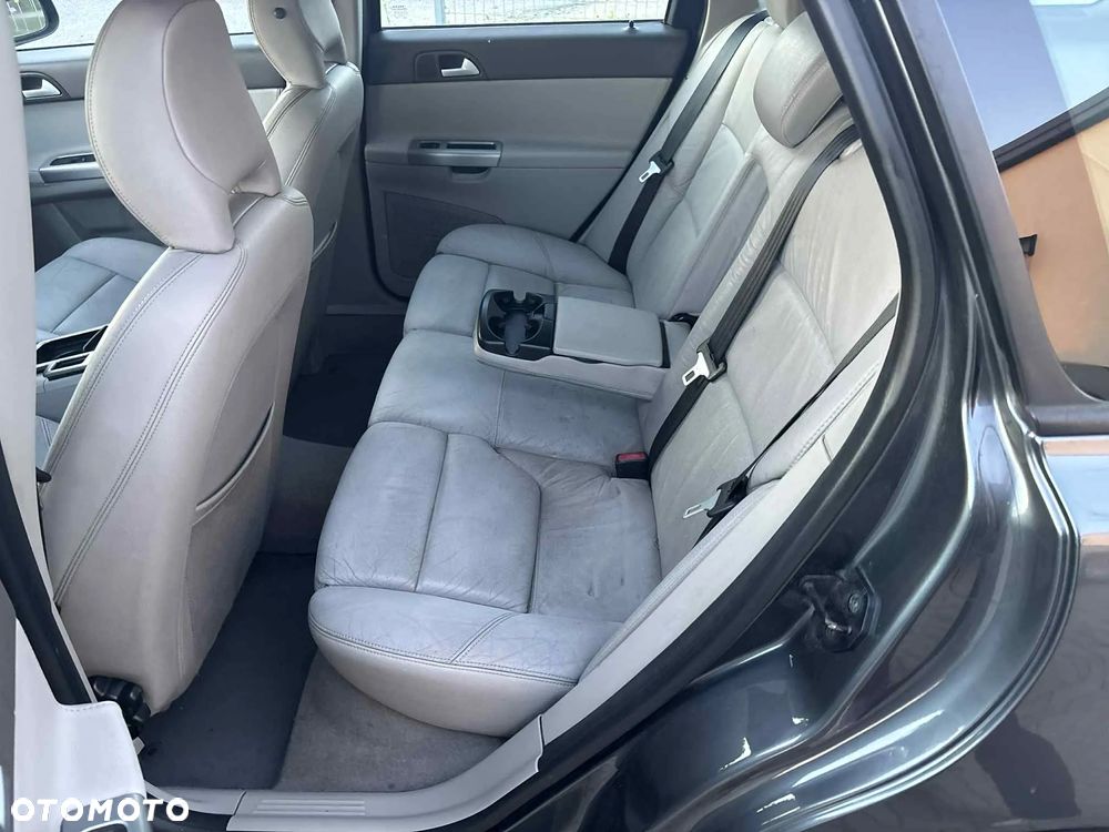 Volvo V50 - 20