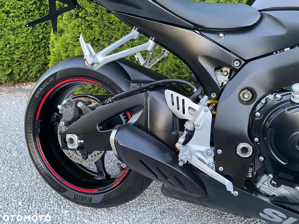 Suzuki GSX-R - 8