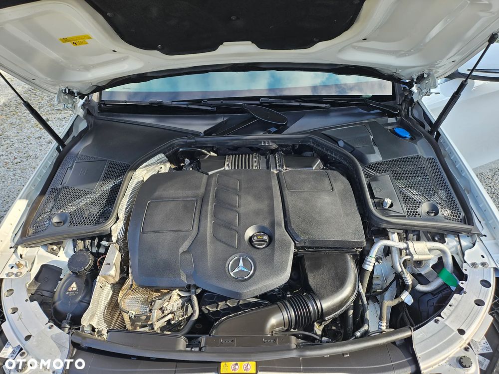 Mercedes-Benz Klasa C 200 d T 9G-TRONIC AMG Line - 36