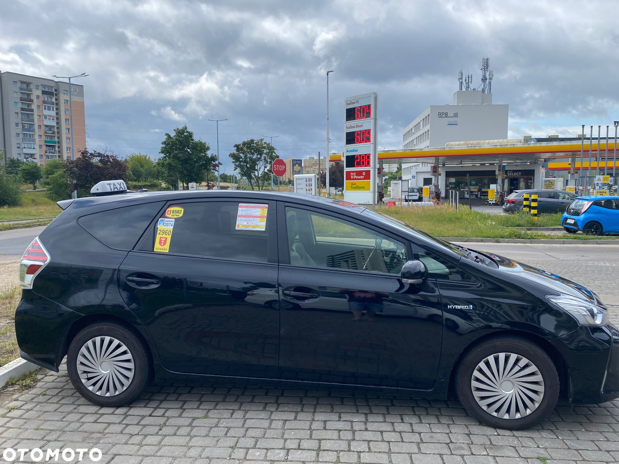 Toyota Prius+ (Hybrid) Comfort - 3