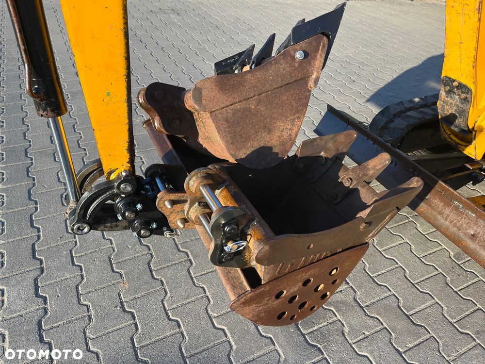 JCB 8018 CTS - 10