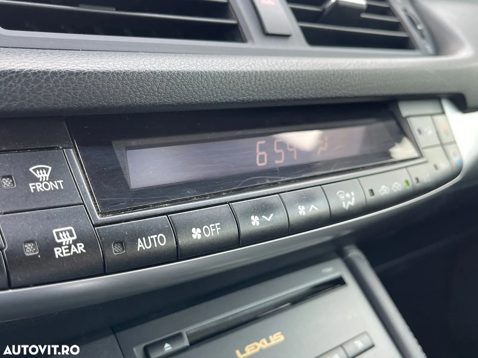 Lexus CT 200h Impression Line - 10