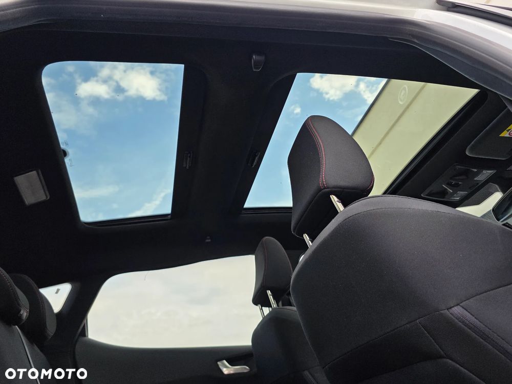 Ford Fiesta 1.0 EcoBoost S&S ST-LINE - 37