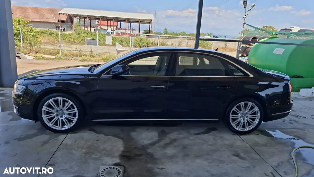 Audi A8 3.0 TDI DPF clean diesel quattro tiptronic Lang - 11