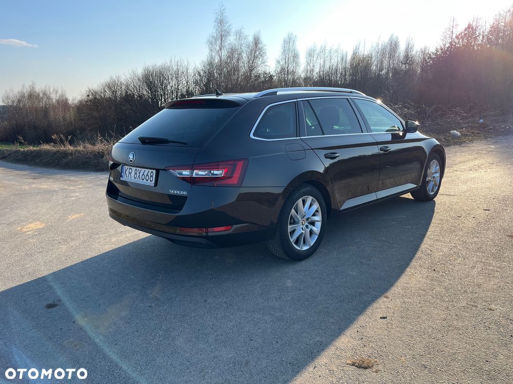 Skoda Superb 1.4 TSI ACT Active - 5