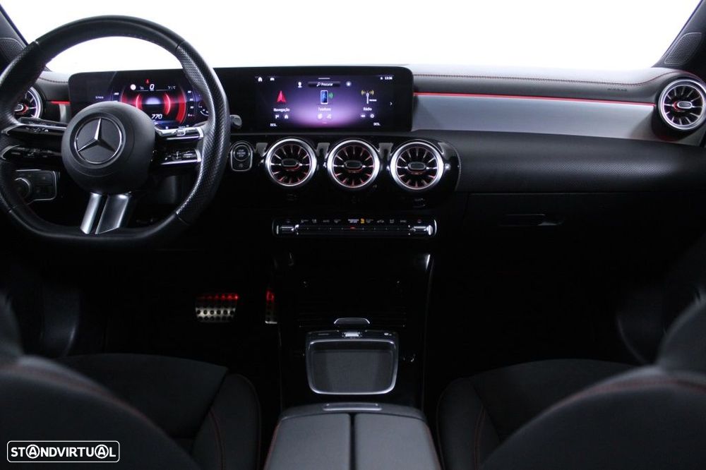 Mercedes-Benz CLA 180 d Shooting Brake AMG Line Aut. - 17