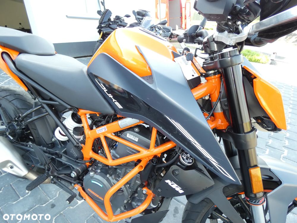 KTM Duke - 13