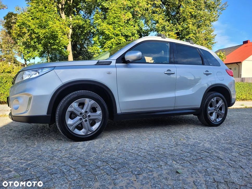 Suzuki Vitara 1.6 Premium 4WD - 17