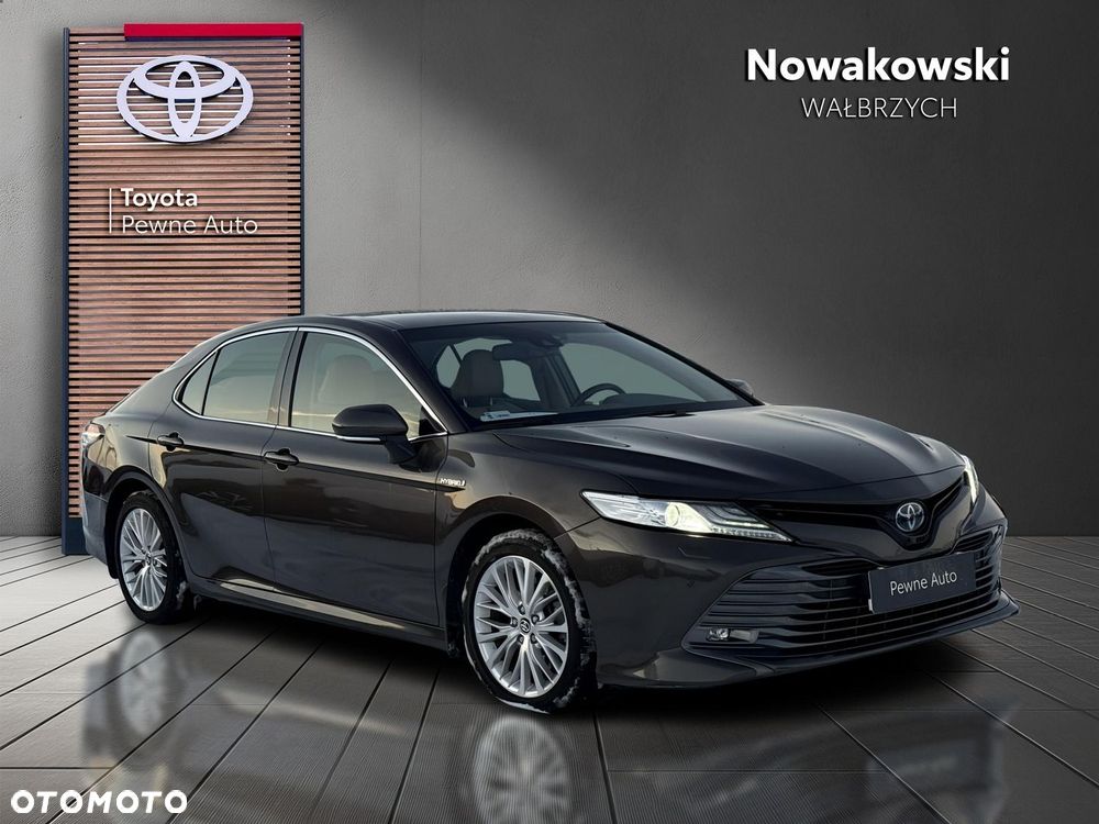 Toyota Camry 2.5 Hybrid Executive CVT - 3