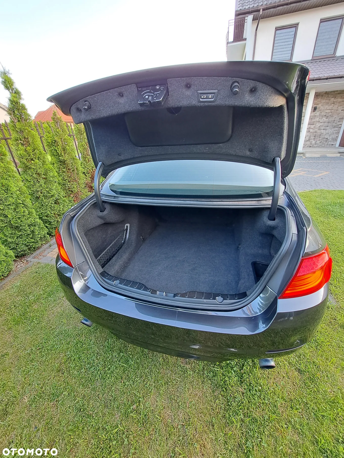 BMW Seria 5 535i xDrive - 14