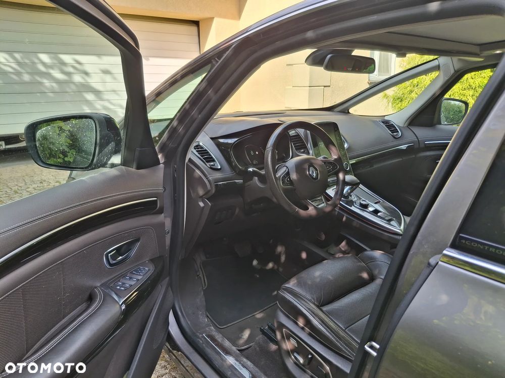 Renault Espace 1.6 dCi Energy Initiale Paris EDC 7os - 10