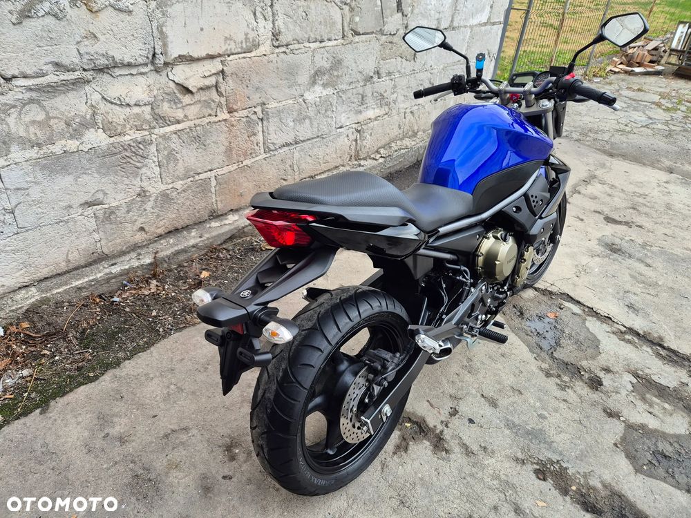 Yamaha XJ - 6