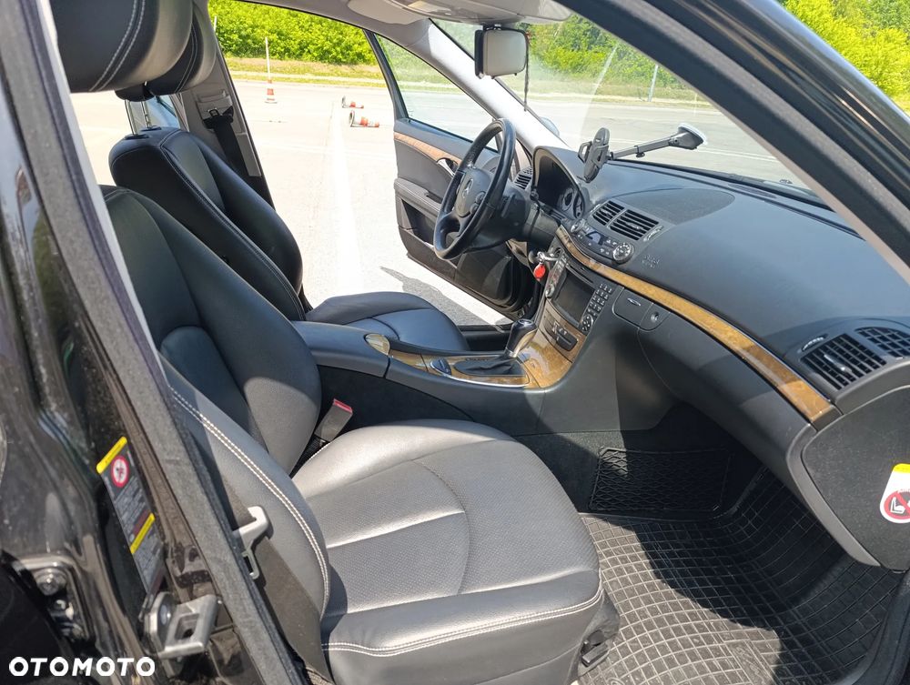 Mercedes-Benz Klasa E 300 Avantgarde - 12