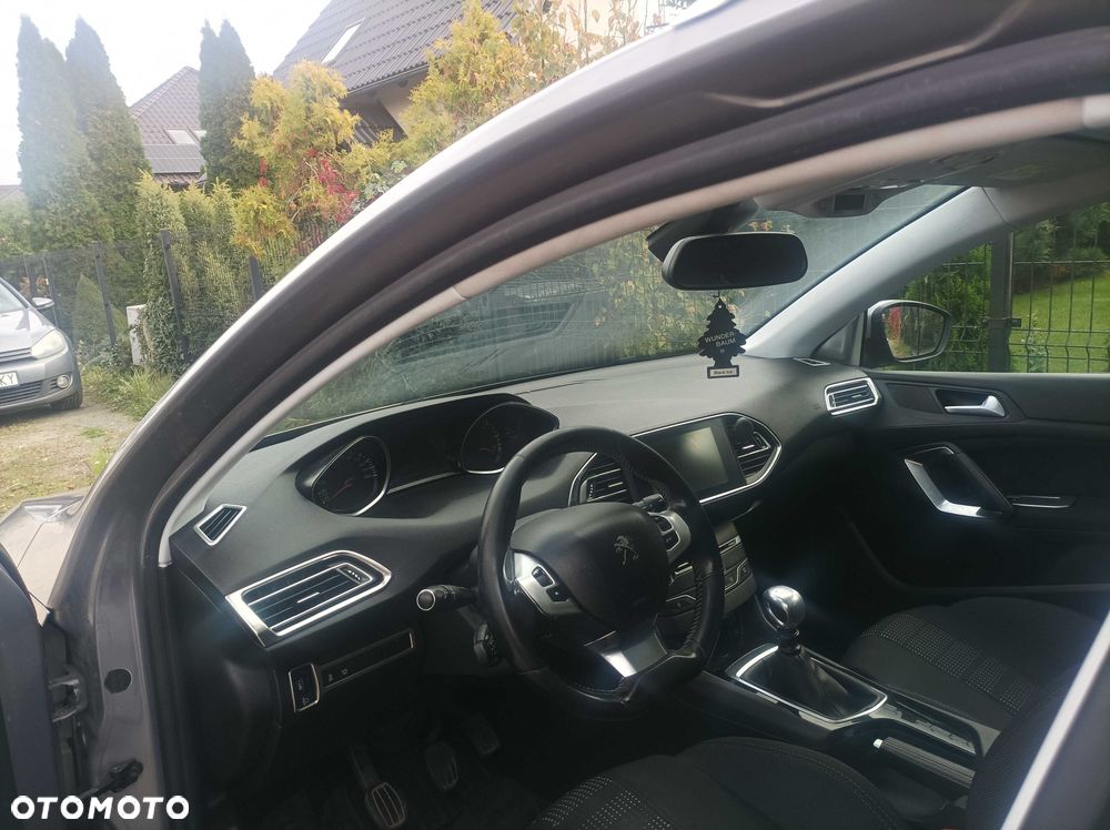 Peugeot 308 - 6