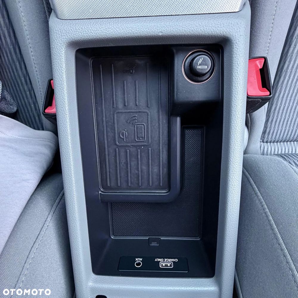 Audi A4 Avant 2.0 TDI sport - 15