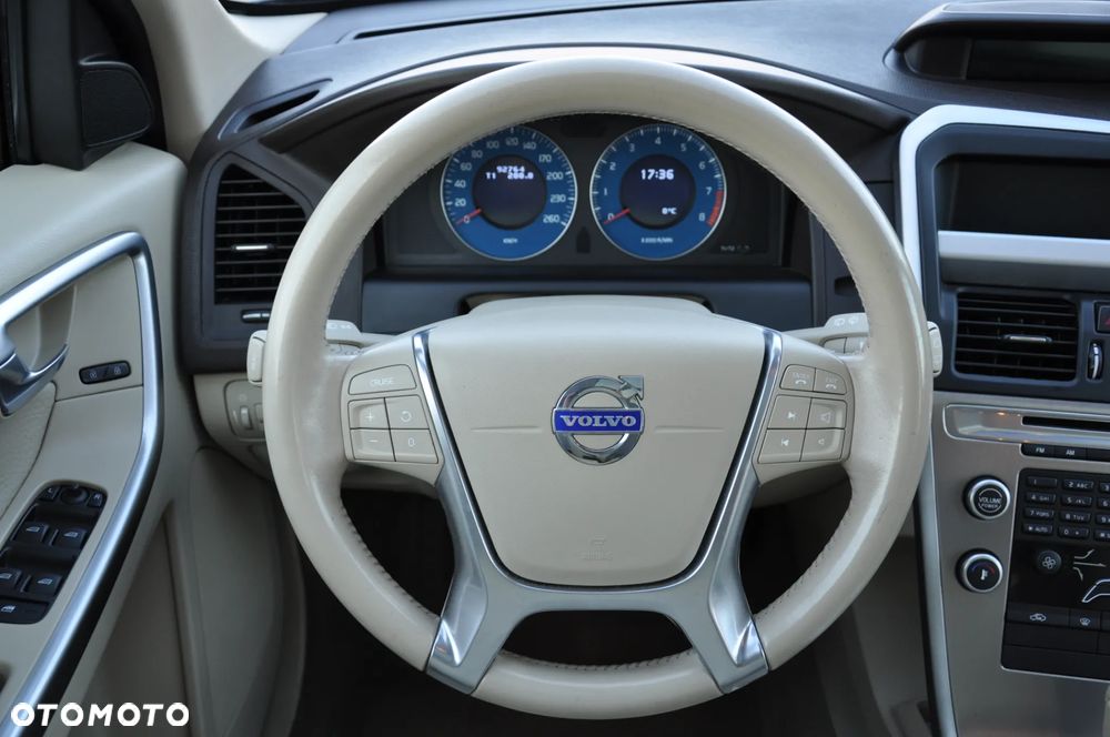 Volvo XC 60 - 13