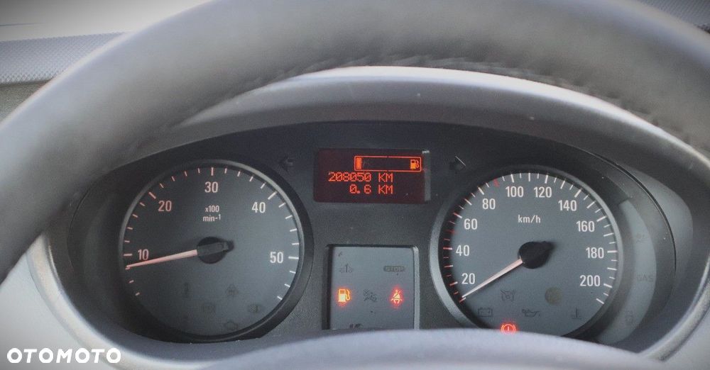 Nissan Primastar - 22