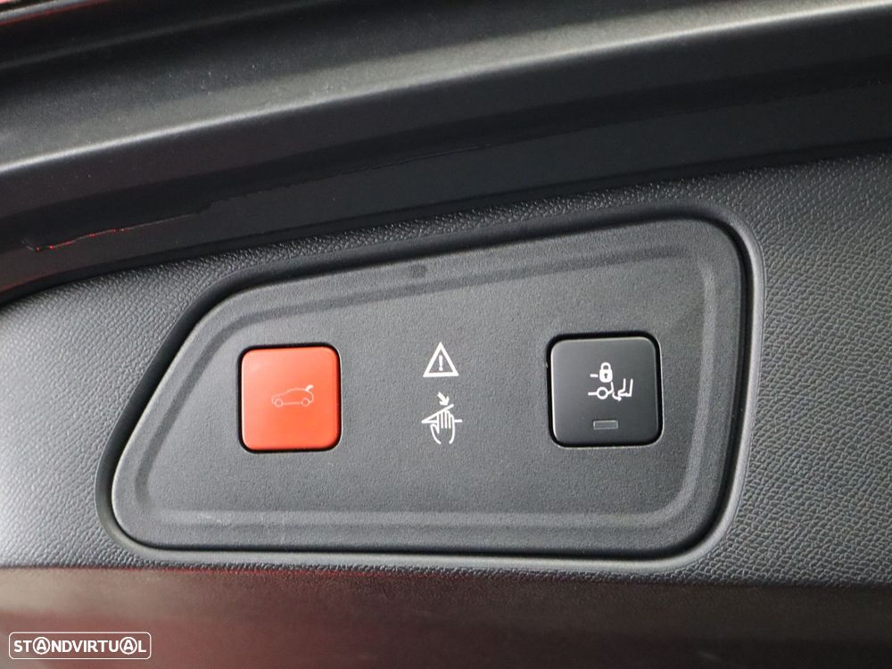 Peugeot 3008 1.2 PureTech Allure - 21