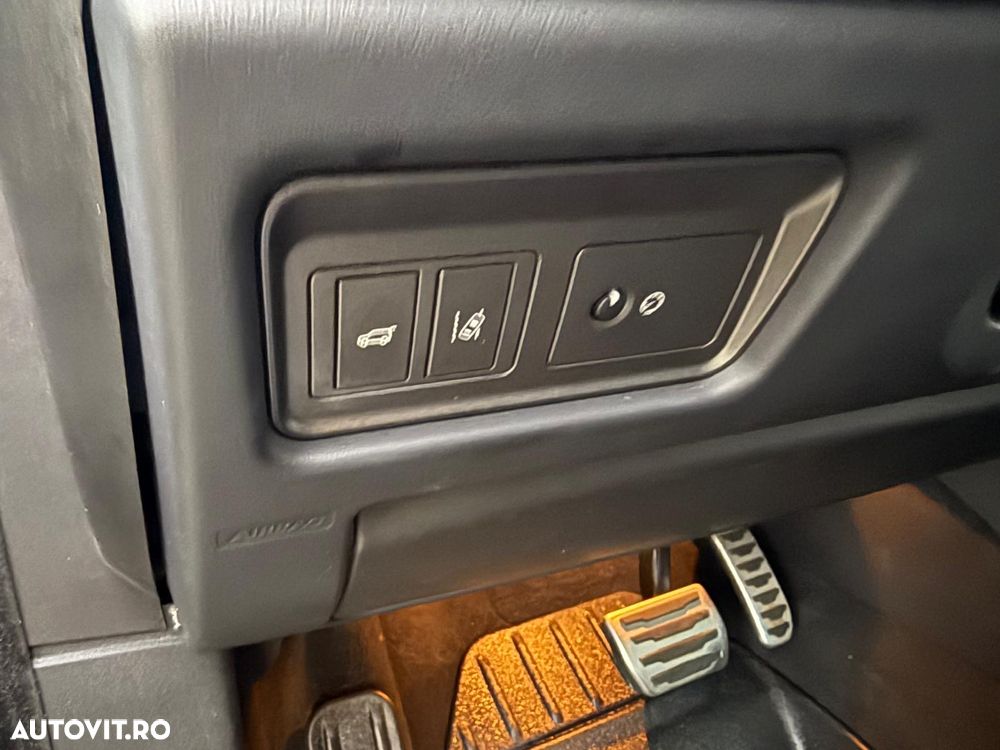 Land Rover Range Rover Evoque - 25