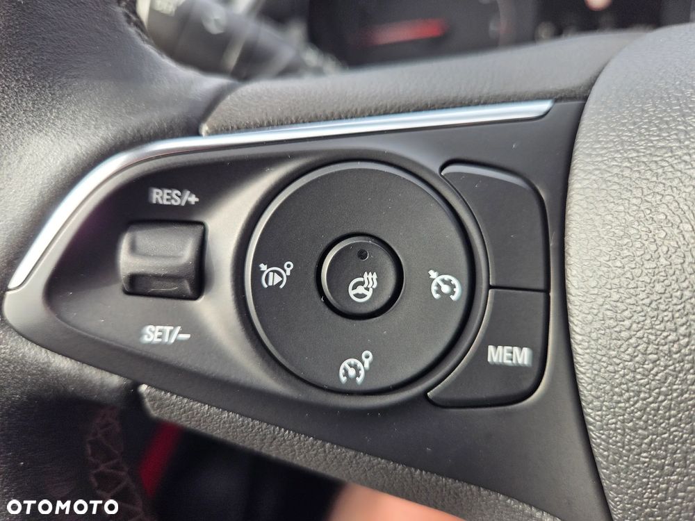 Opel Crossland X 1.2 Start/Stop Ultimate - 28