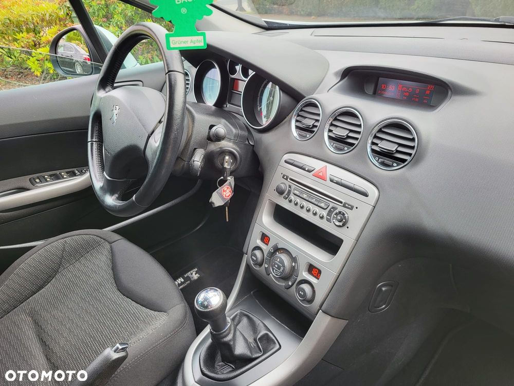 Peugeot 308 120 VTi Allure - 17