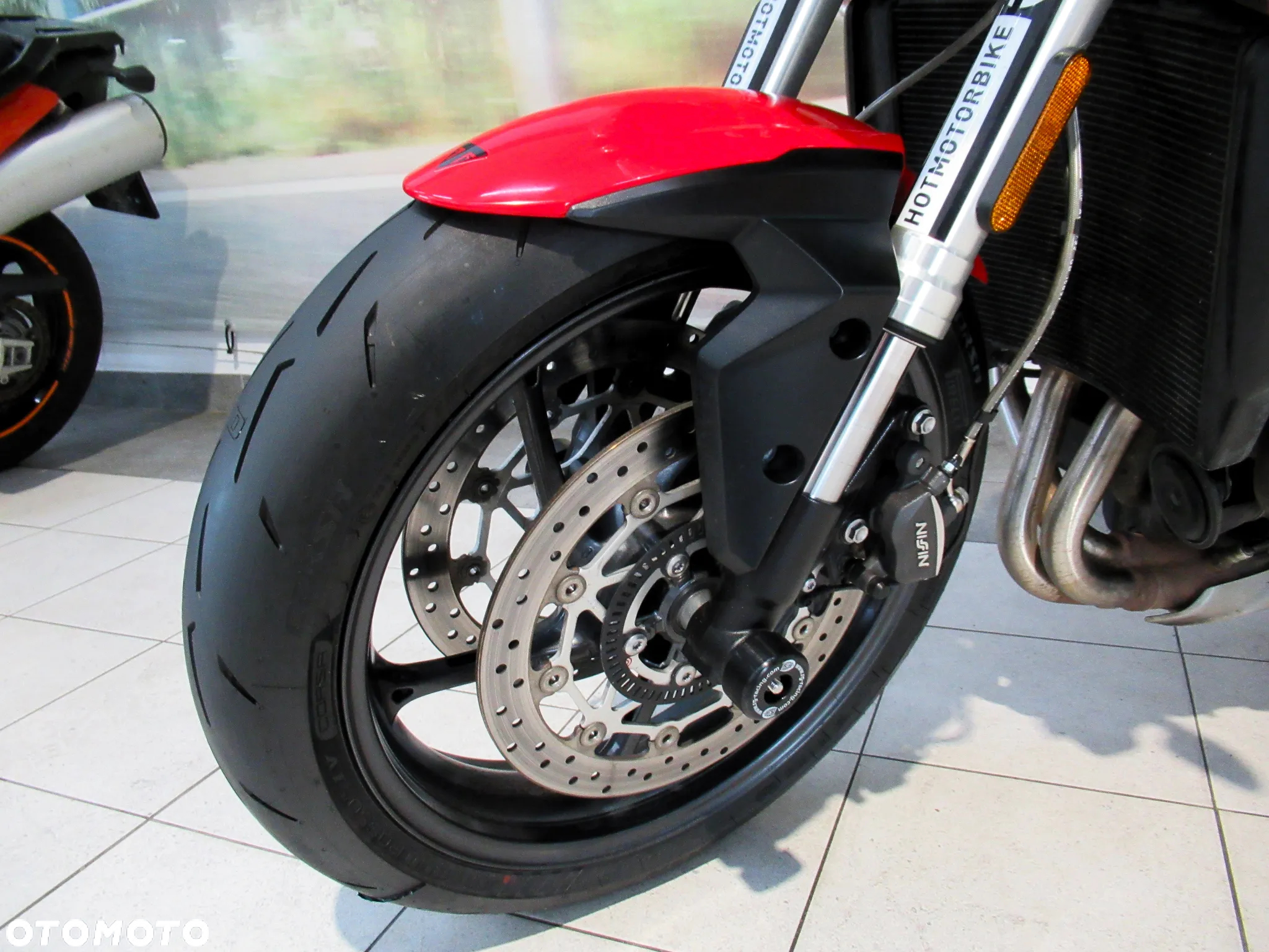 Triumph Street Triple - 24