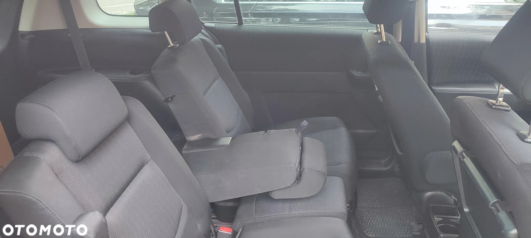 Mazda 5 2.0 CD DPF Exclusive - 25