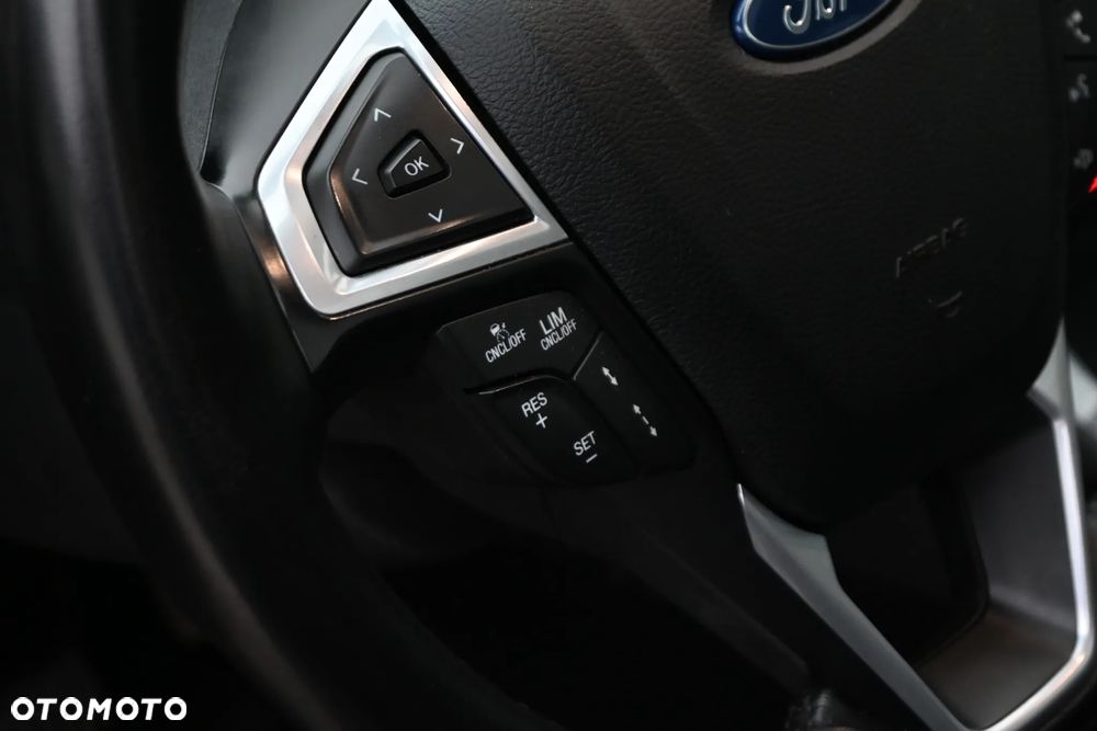 Ford S-Max 2.0 TDCi 4WD Titanium PowerShift - 21