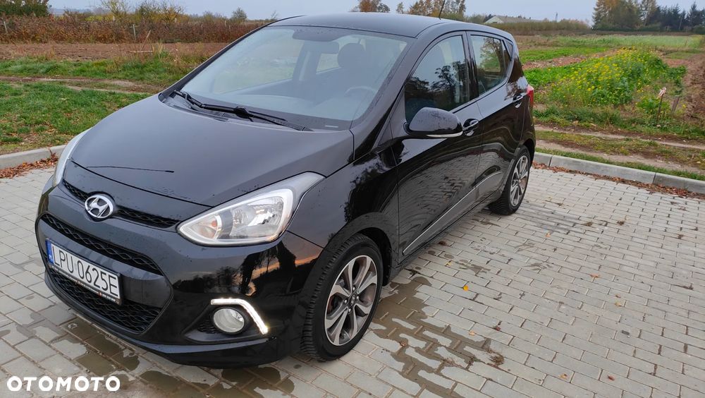 Hyundai i10 1.0 Fifa World Cup Edition - 6