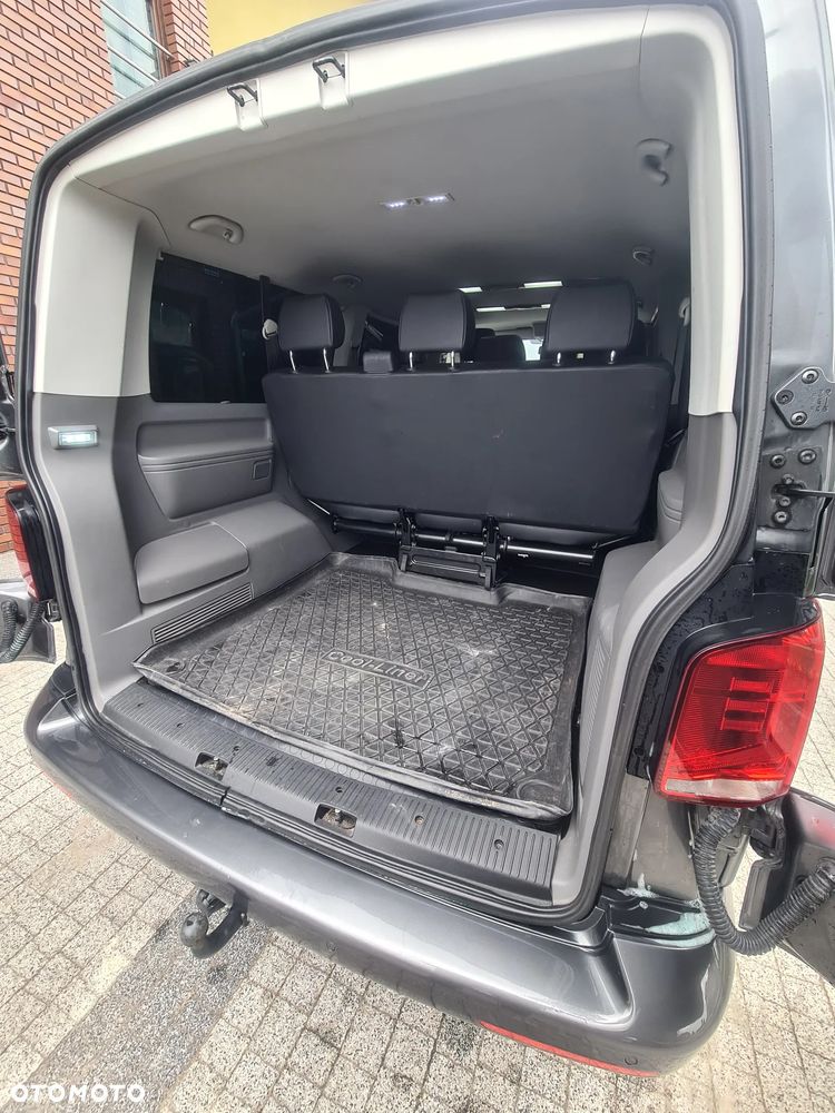 Volkswagen Caravelle 2.0 TDI L2 Comfortline DSG - 9