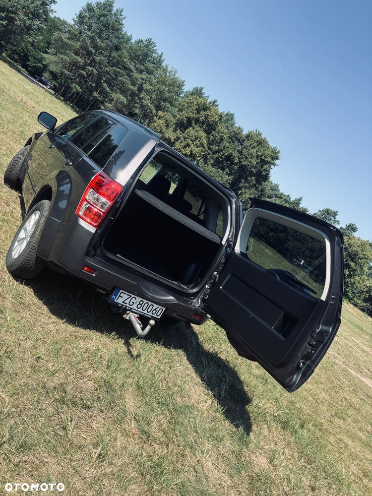 Suzuki Grand Vitara 1.9 DDiS Premium - 11
