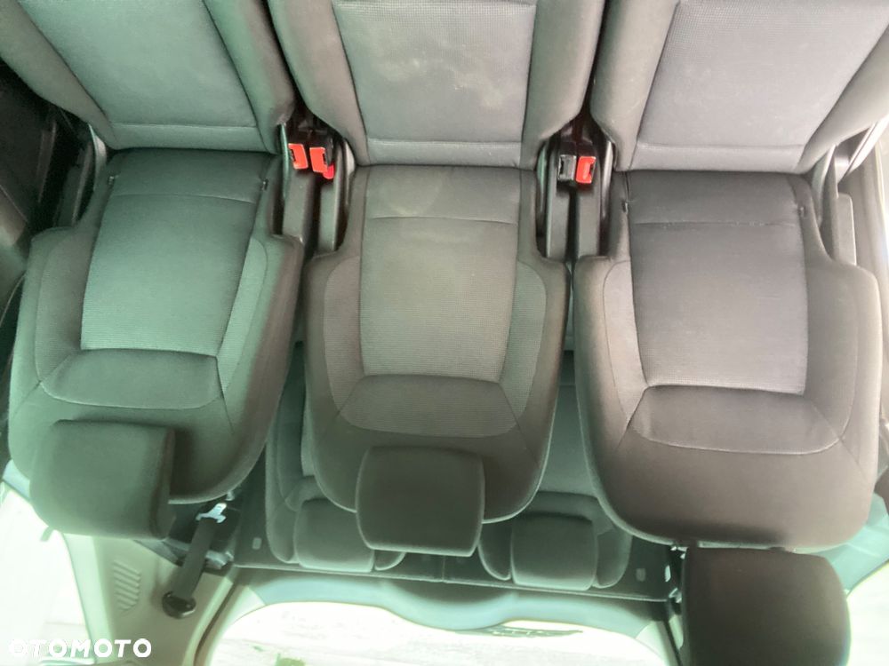 Ford S-Max 2.0 TDCi DPF Titanium - 13