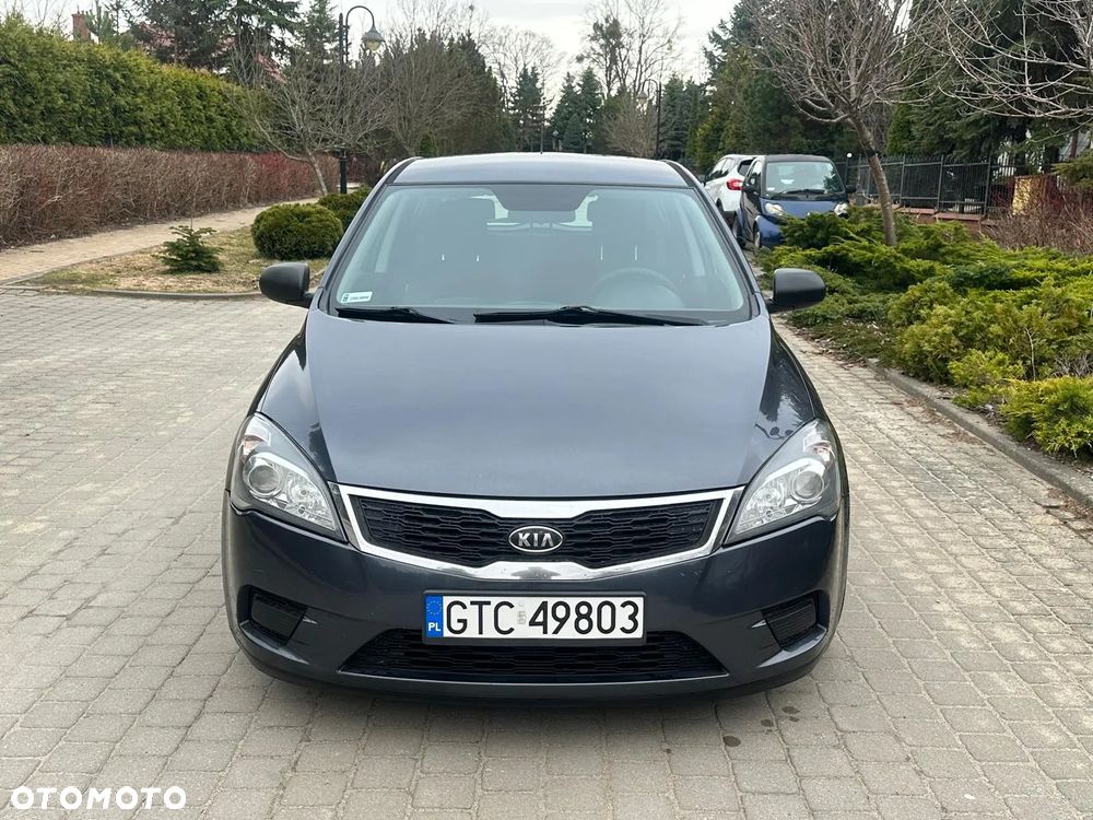 Kia Ceed 1.6 CRDi 90 Vision - 2