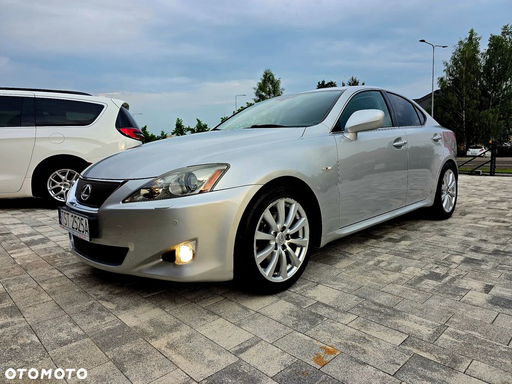 Lexus IS 250 Prestige - 22