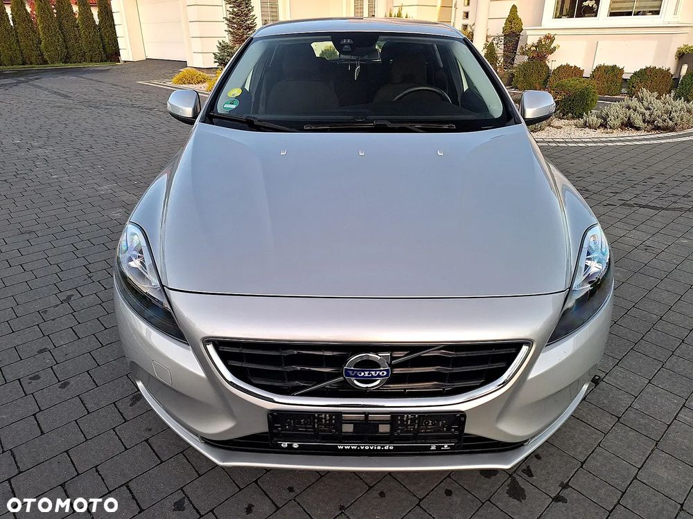 Volvo V40 D2 Kinetic - 19