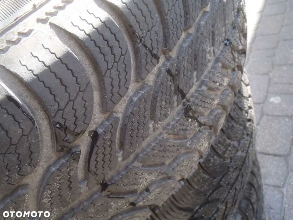 opona opony opona opony VREDESTEIN SPORTRAC 5 GIUGIARO 195/50/15 82V Nokian Tyres Hakkapeliitta R5 185/65R15 88R nowe - 13