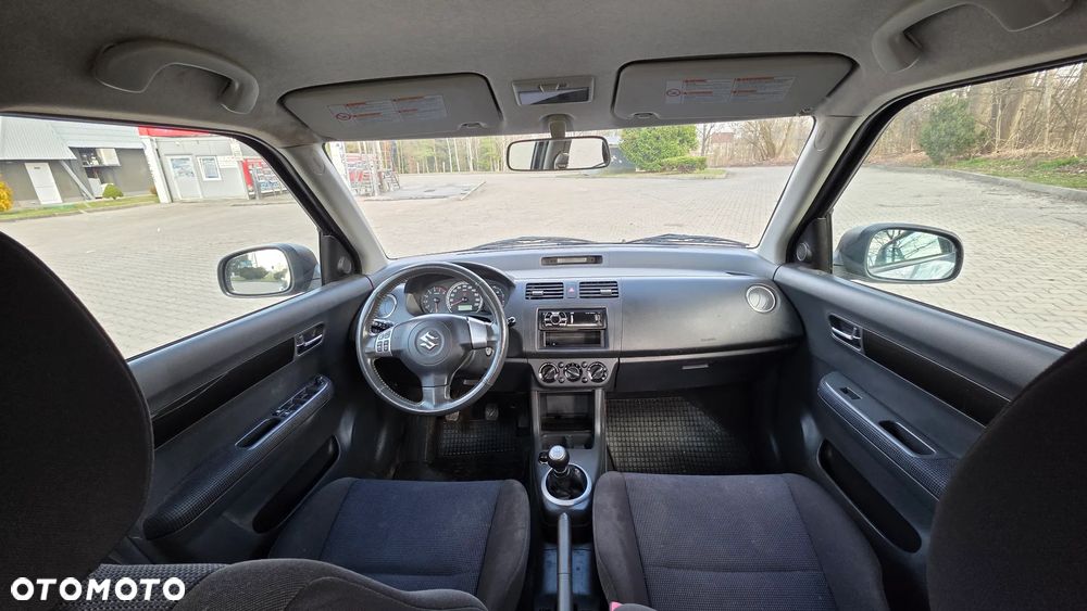 Suzuki Swift 1.3 4x4 Comfort - 9