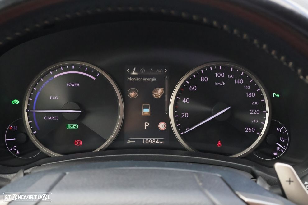 Lexus NX 300h Executive+ - 11