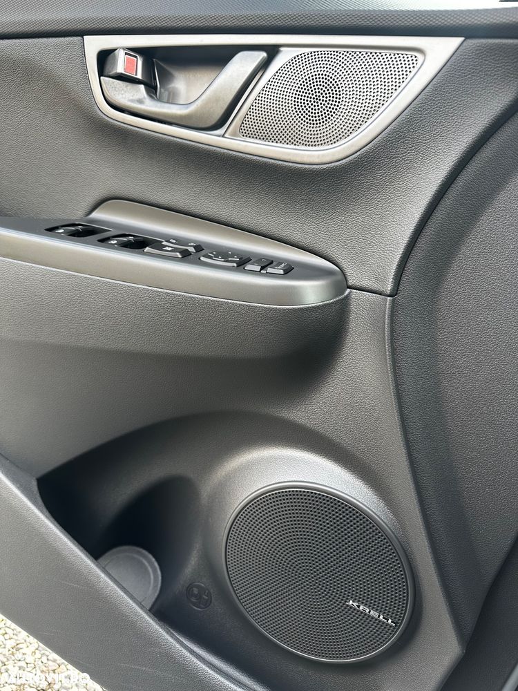 Hyundai KONA EV Premium - 22