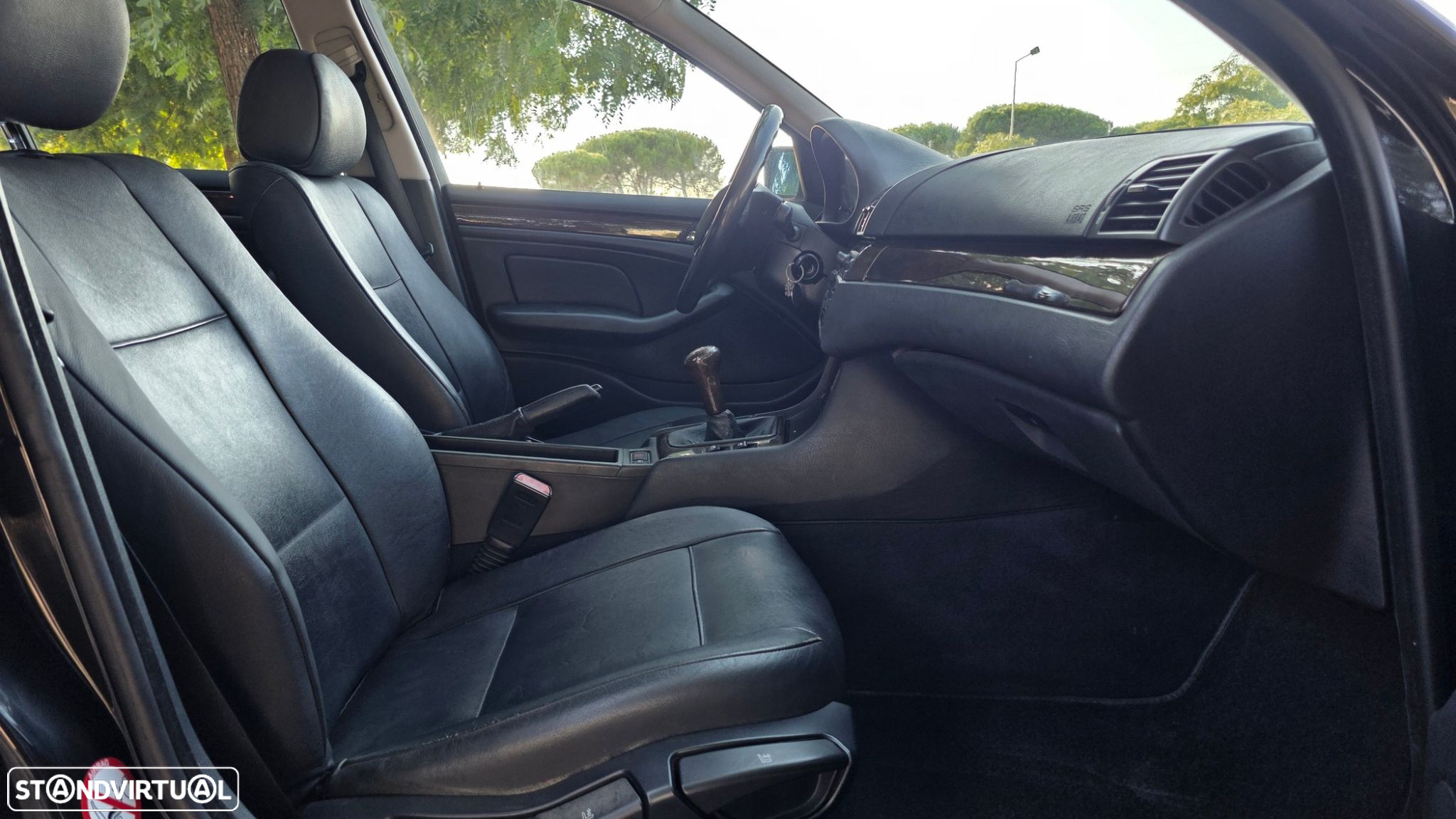 BMW 320 d Touring - 9