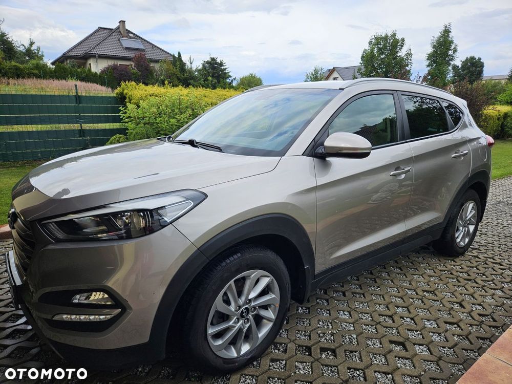 Hyundai Tucson 2.0 CRDI Comfort 4WD - 2