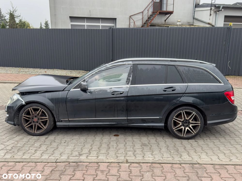 Mercedes-Benz Klasa C 220 CDI DPF Automatik Avantgarde - 6