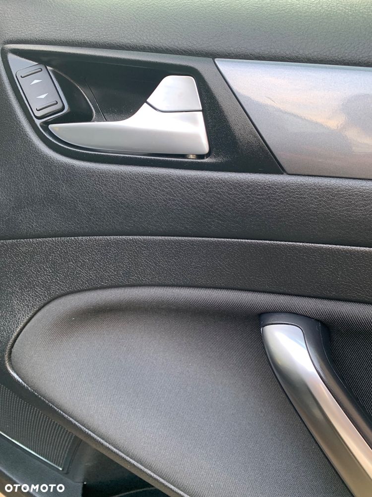 Ford Mondeo 2.0 TDCi Trend - 12