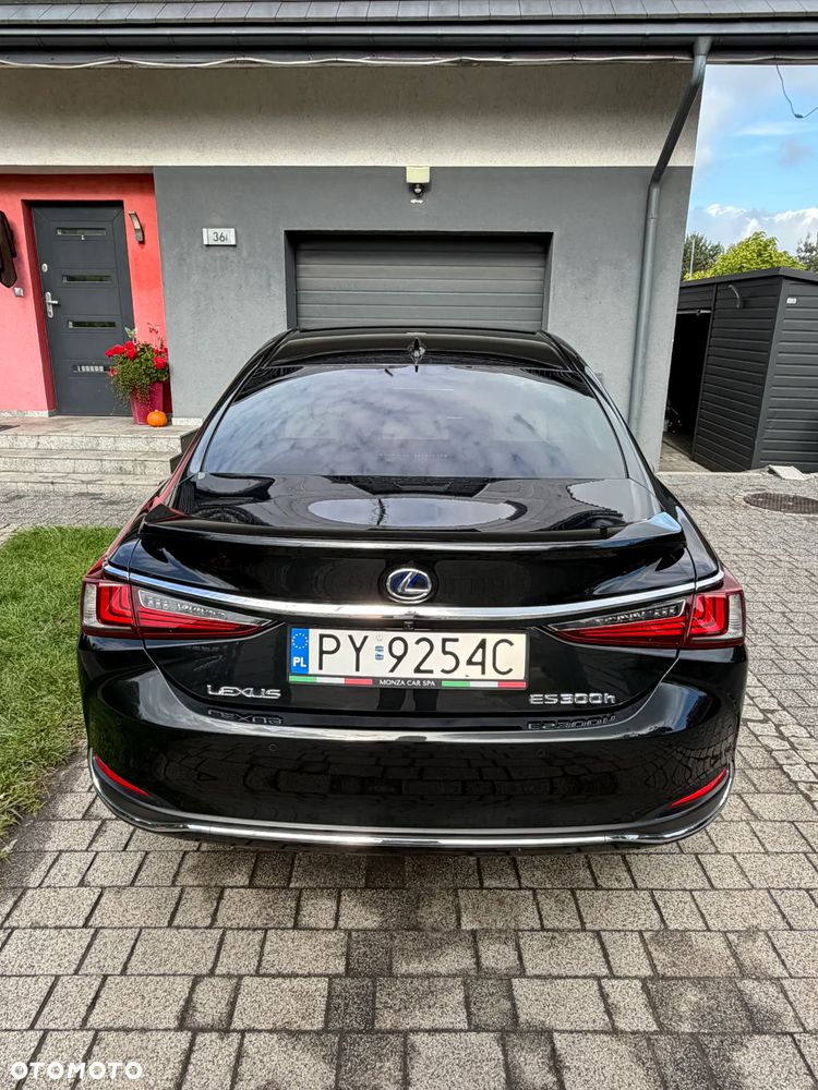 Lexus ES - 6