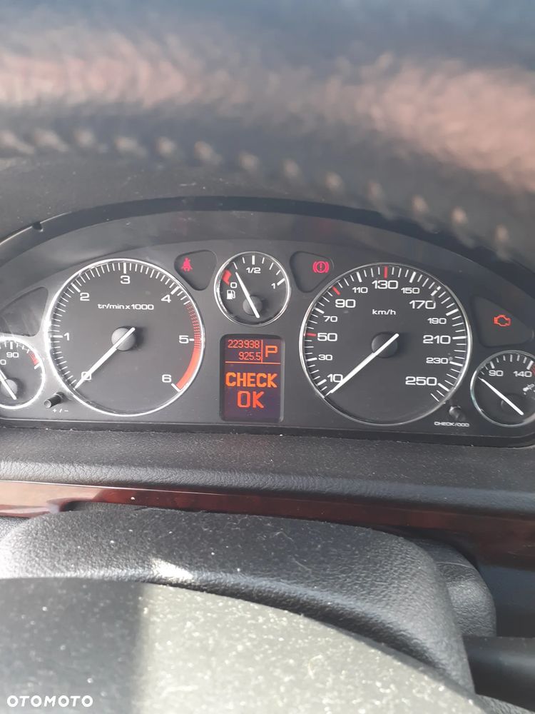 Peugeot 407 2.0 HDI Sport n.gama - 15