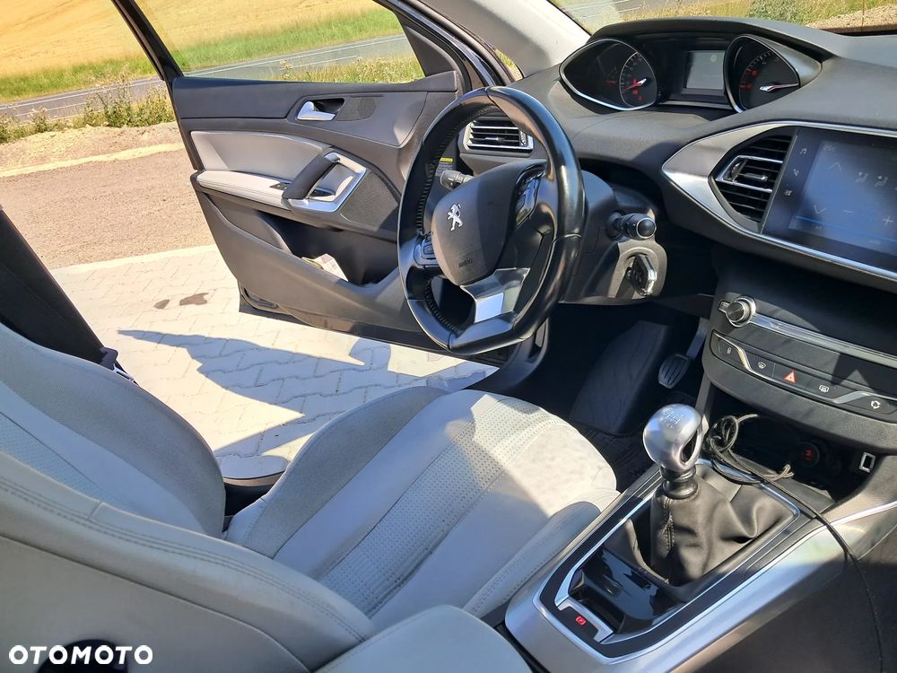 Peugeot 308 - 11