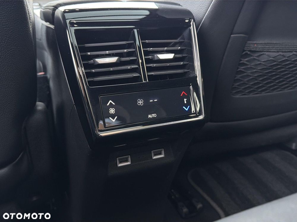 DS Automobiles DS 7 Crossback 1.6 E-Tense 4x4 Rivoli - 35